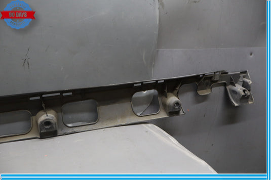13-19 Mercedes X166 GL450 Rear Right Passegner Side Rocker Panel Bracket Oem