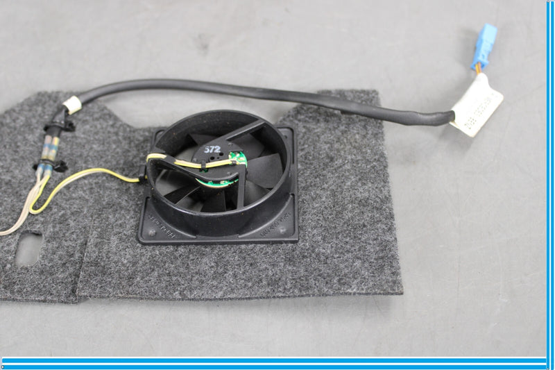 Load image into Gallery viewer, 03-11 Mercedes W219 CLS550 E350 Front Seat Blower Cooler Fan Fans Assembly Oem

