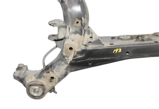 15-17 Hyundai Genesis Rear Suspension Subframe Crossmember  55405B1050 Oem