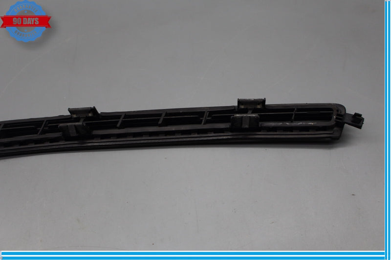 Load image into Gallery viewer, 10-15 Porsche Panamera 970 Right Dash Defrost Vent Grille Grille Trim Panel Oem
