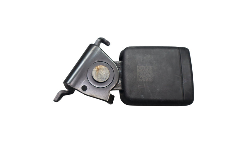 Load image into Gallery viewer, 17-21 ALFA Romeo Giulia Rear Left 2nd Row Seat Belt Buckle Receiver Oem
