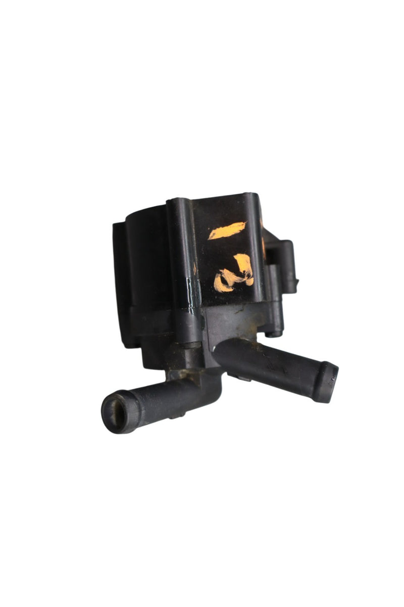 Load image into Gallery viewer, 08-19 BMW 740i 740Li 750i 750Li Front Engine Auxiliary Water Pump 704077 Oem
