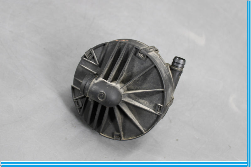 Load image into Gallery viewer, 06-12 Mercedes W164 GL550 GL450 Front Right Hood Vent Grille Washer Nozzle Oem
