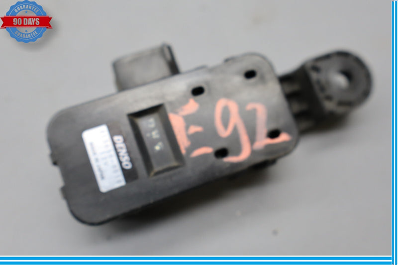Load image into Gallery viewer, 10-18 Jaguar XJ XJL Smog Emission Control Sensor Unit 013650-0010 Oem
