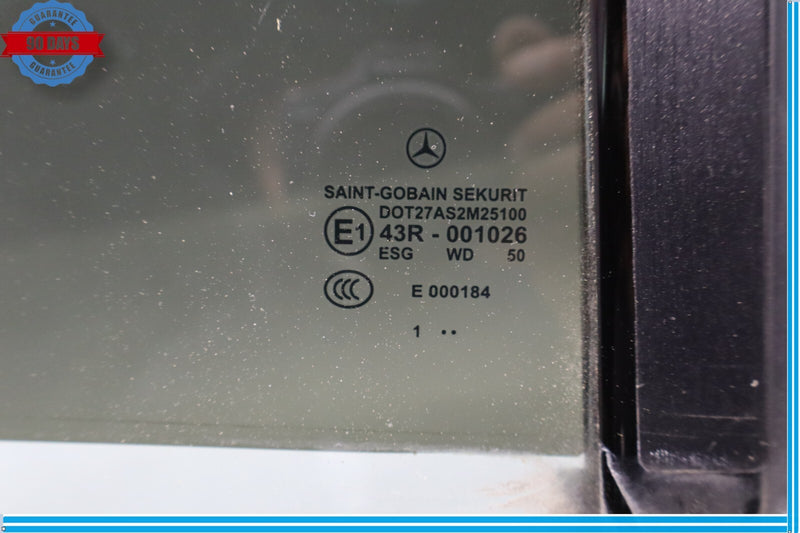 Load image into Gallery viewer, 12-18 Mercedes W218 CLS550 CLS63 Rear Right Side Quarter Window Glass Oem
