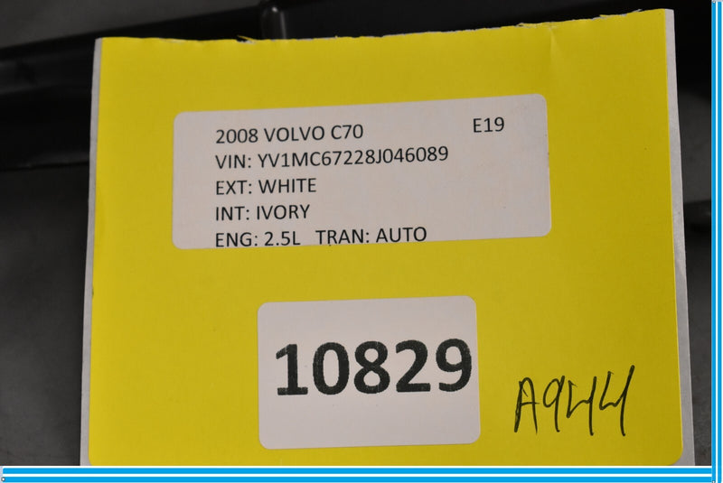 Load image into Gallery viewer, 2008 Volvo C70 Convertible Front Left Side Roof Hinge Oem
