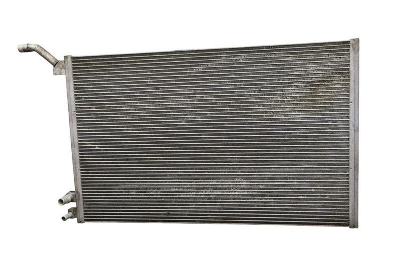 Load image into Gallery viewer, 16–21 Jaguar XF X260 2.0L Front Engine Cooling Radiator Assembly GX738K230BB Oem
