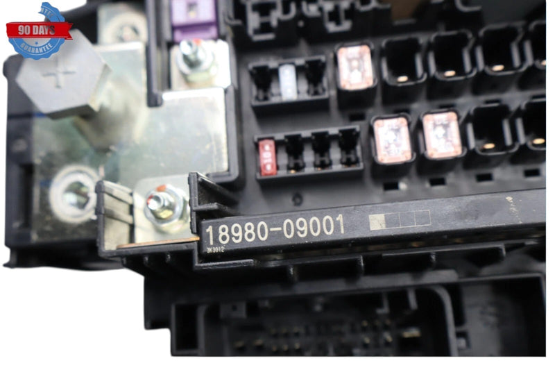 Load image into Gallery viewer, 2015 Hyundai Genesis Fuse Box Relay Control Module Unit 1898009001 OEM

