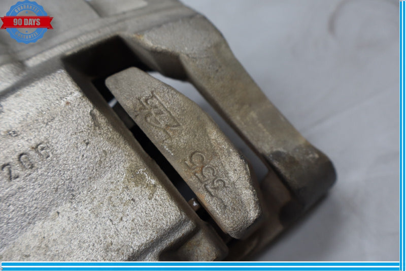 Load image into Gallery viewer, 10-13 Jaguar XJ XJL Front Left &amp; Right Brake Caliper Calipers Set Oem
