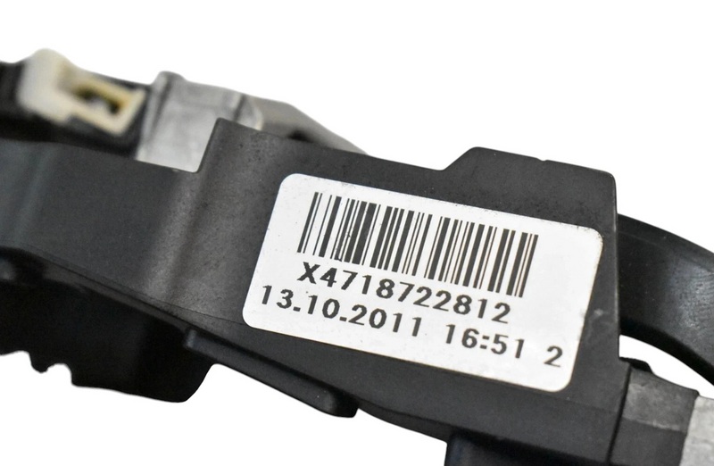 Load image into Gallery viewer, 09-15 BMW F01 750i 750Li 740i Rear Right Passenger Side Exterior Door Handle Oem

