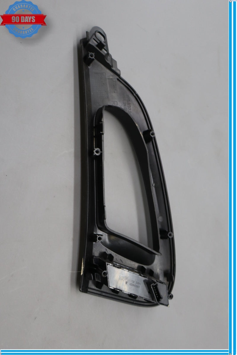 Load image into Gallery viewer, 11-18 Porsche Cayenne 958 Front Right Interior Door Handle Trim 7P5837248 Oem
