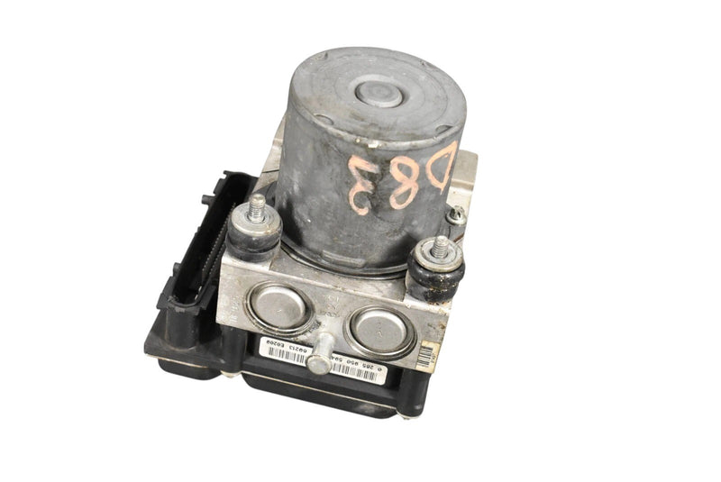 Load image into Gallery viewer, 05-08 Maserati Quattroporte D83 ABS Anti Lock Brake Pump Control Module Unit Oem
