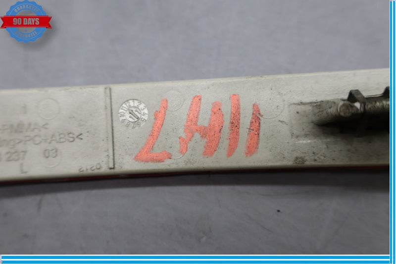 Load image into Gallery viewer, 11-13 BMW 528i 538i 550i xDrive Rear Left Driver Bumper Reflector Oem
