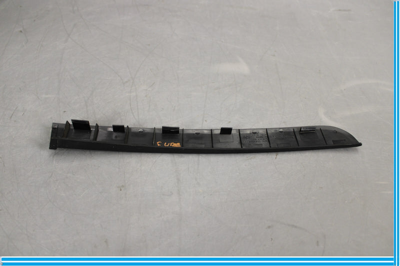 Load image into Gallery viewer, 09-15 BMW 750i 750Li F01 F02 Rear Right Passenger Outer Door Molding Trim Oen
