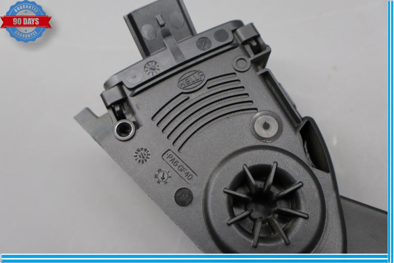 Load image into Gallery viewer, 14-21 Maserati Quattroporte Gas Throttle Accelerator Pedal 04861716AD Oem
