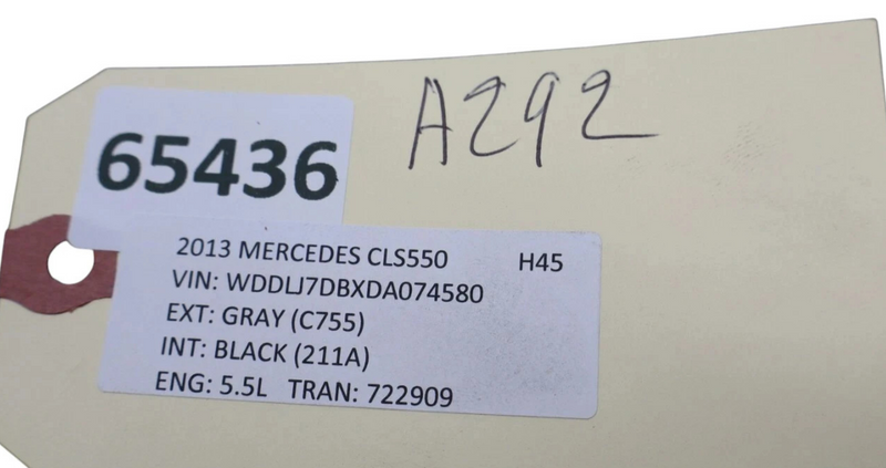 Load image into Gallery viewer, 12-18 Mercedes W218 CLS550 CLS63 Front Right Passenger Side Seat Belt Buckle Oem

