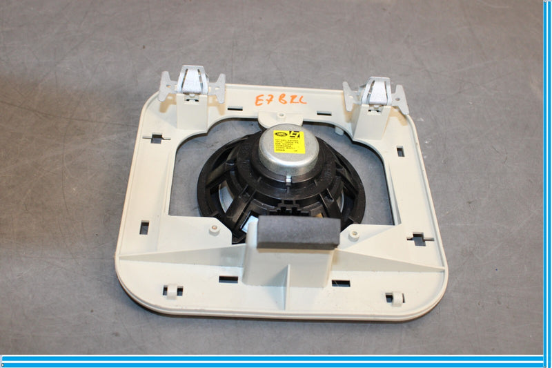 Load image into Gallery viewer, 10-13 Land Range Rover Sport Rear Left Driver Side Audio Sound Door Speaker Oem
