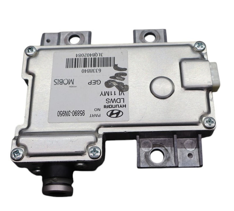 Load image into Gallery viewer, 11-13 Hyundai Equus Windshield Assist Lane Departure Warning Camera Oem
