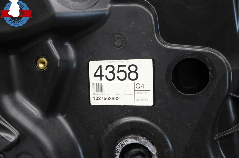 Load image into Gallery viewer, 11-17 Volkswagen Touareg VW Front Left Side Door Window Regulator &amp; Panel Oem

