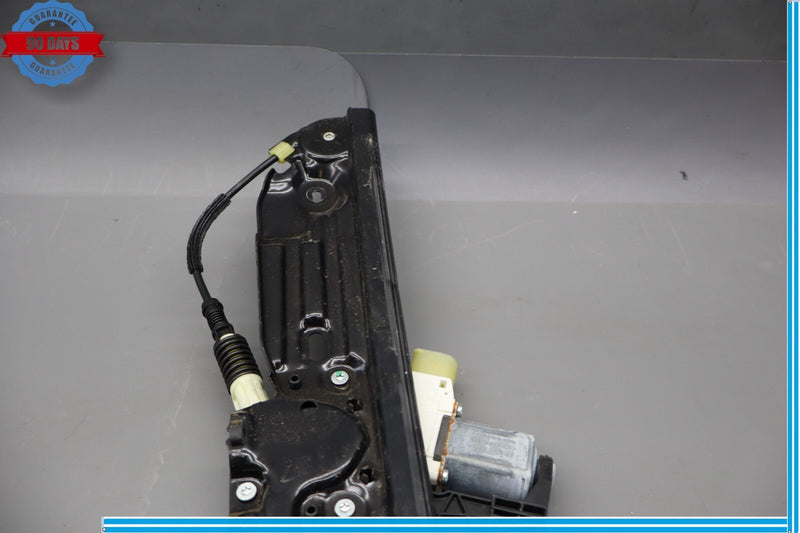 Load image into Gallery viewer, 09-15 BMW 750Li F01 Rear Right Side Window Motor Regulator 51357182616 Oem
