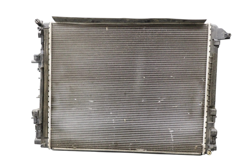 Load image into Gallery viewer, 14-22 Maserati Ghibli Engine Coolant Cooling Water Radiator 670038340 OEM
