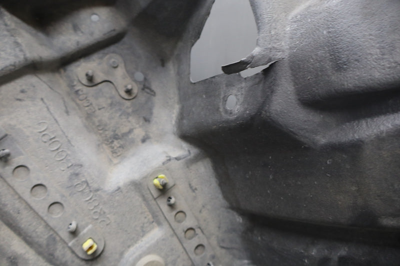 Load image into Gallery viewer, 07-09 Lexus LS460 LS600h XF40 Front Left Side Fender Liner Splash Shield Oem
