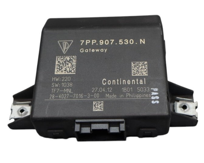 Load image into Gallery viewer, 11-14 Porsche Cayenne 958 GTS Central Gateway Control Module 7PP907530 Oem
