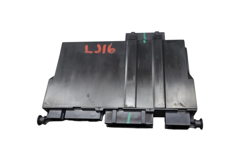 Load image into Gallery viewer, 14-20 Maserati Ghibli Front Left Side Seat Control Module Unit ECU 670035026 OEM
