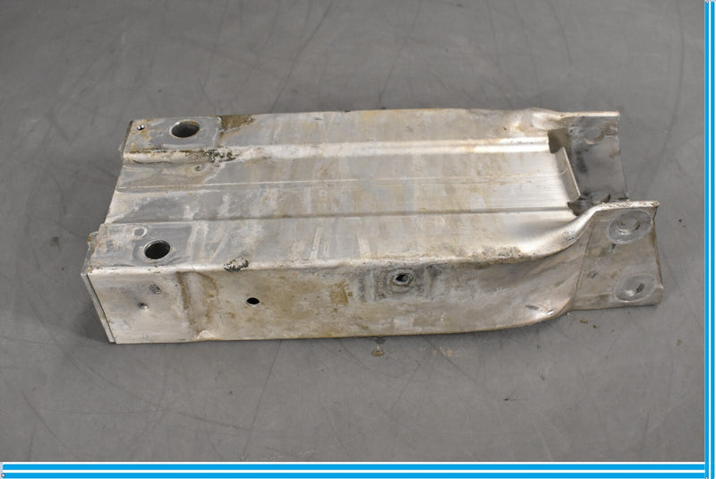 Load image into Gallery viewer, 12-18 Mercedes CLS550 E350 Front Left Bumper Bracket Shock Absorber Oem
