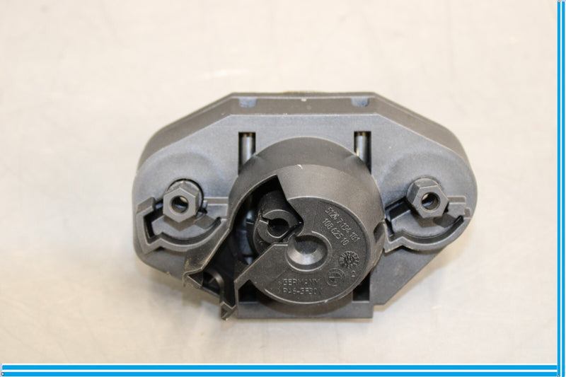Load image into Gallery viewer, 09-12 BMW 750i 750Li F01 F02 Rear Trunk Lid Latch Lock Cylinder Oem
