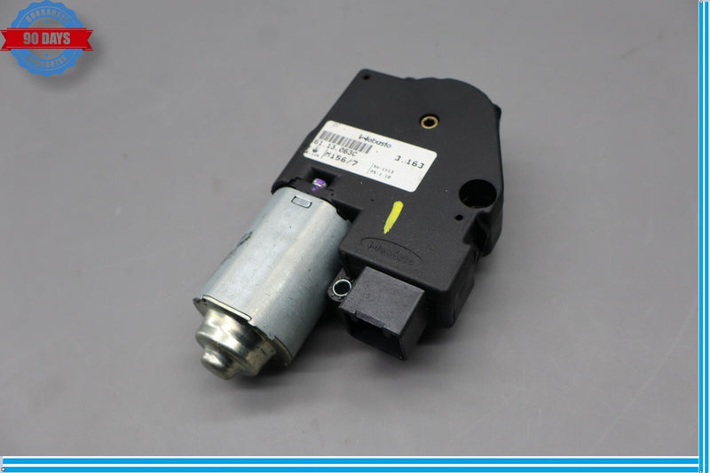 Load image into Gallery viewer, 14-17 Maserati Quattroporte Sunroof Panoramic Roof Window Regulator Motor Oem
