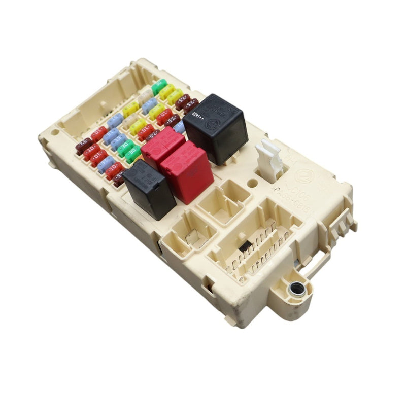 Load image into Gallery viewer, 03-19 Maserati Quattroporte M139 GranTurismo M145 Front Relay Fuse Box Oem
