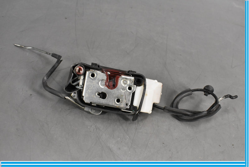 Load image into Gallery viewer, 04-13 Maserati Quattroporte Front Right Passenger Side Lock Latch Actuator Oem
