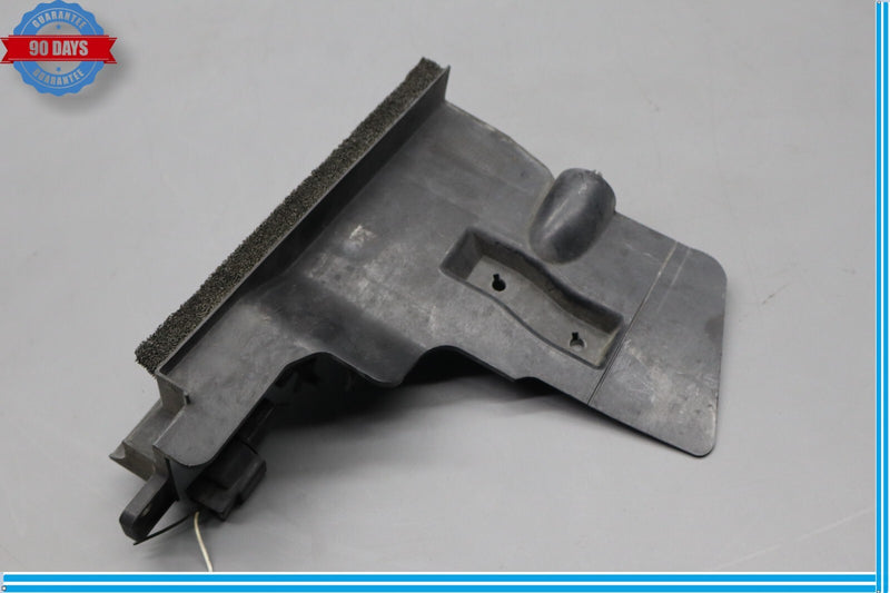 Load image into Gallery viewer, 15-17 Hyundai Genesis Front Right Passenger Side Engine Air Guard Oem
