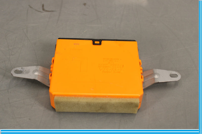 Load image into Gallery viewer, 07-09 Lexus LS460 Rear Left Driver Side Door Control Module Unit Oem
