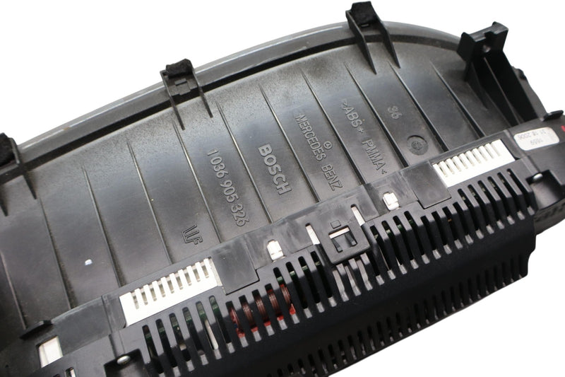 Load image into Gallery viewer, 07-10 Mercedes W221 S550 S450 CL550 Instrument Cluster Gauge Speedometer Oem
