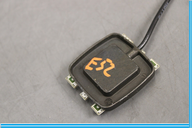 Load image into Gallery viewer, 05-11 Mercedes SLK280 SLK300 Navigator GPS Windshield Antenna Oem
