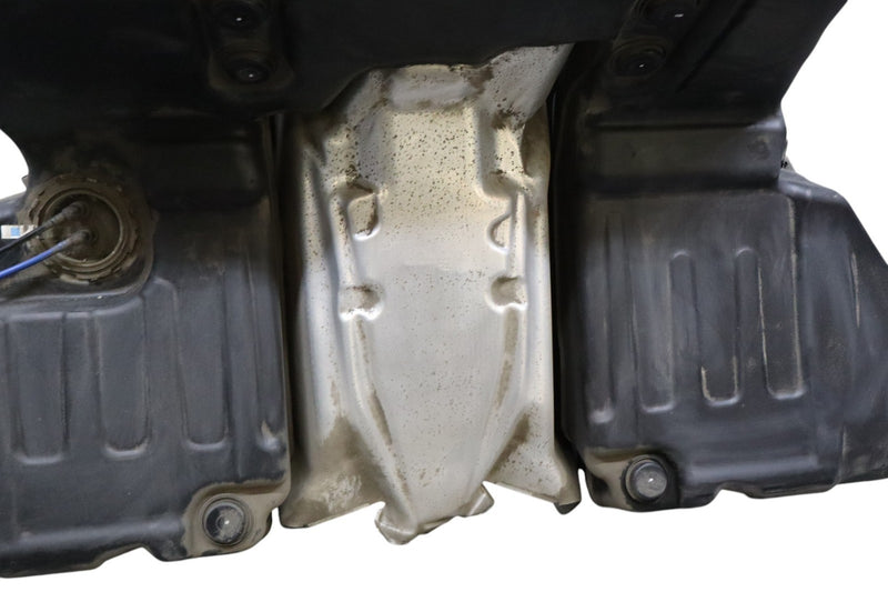 Load image into Gallery viewer, 07-11 Bentley Continental GTC Convertible Fuel Gas Tank Assembly 3W3201021H Oem
