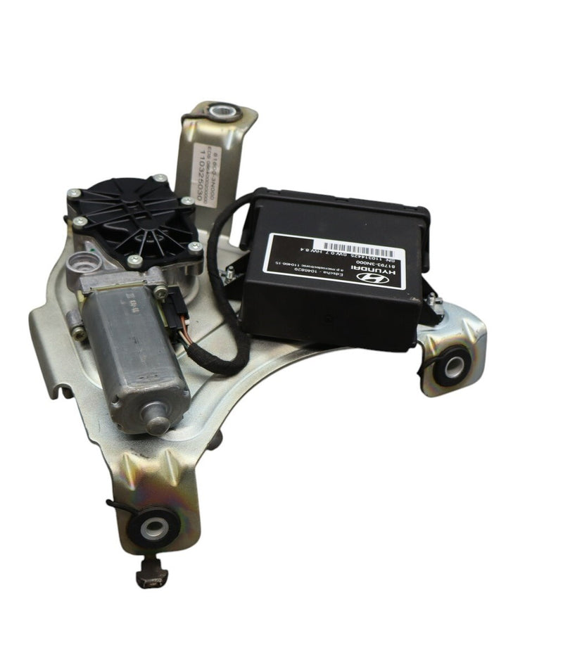 Load image into Gallery viewer, 11-16 Hyundai Equus Rear Trunk Power Release Motor W/ Trunk Module Unit Oem
