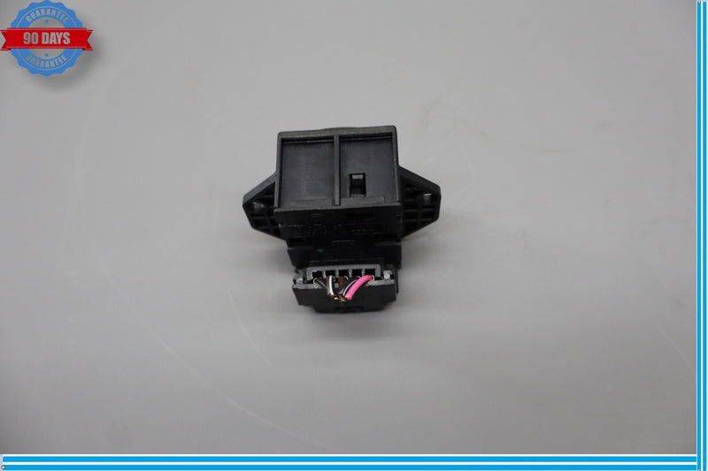 Load image into Gallery viewer, 03-07 HUMMER H2 Heated Seat Switch Button Control Black 15083095 Oem
