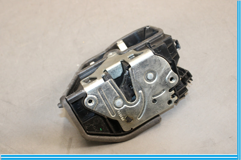 Load image into Gallery viewer, 07-13 BMW X5 E70 Rear Left Driver Side Door Lock Latch Actuator Oem
