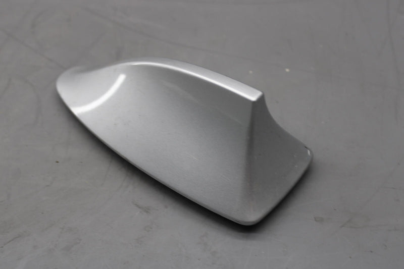 Load image into Gallery viewer, 11-16 BMW 528i 535i 550i F10 AM FM Radio Shark Fin Antenna Assembly Oem
