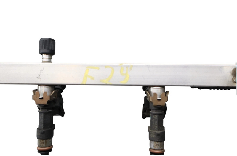 Load image into Gallery viewer, 03-19 Maserati Quattroporte Left Side Fuel Injection Rail Line W/ Injectors Oem
