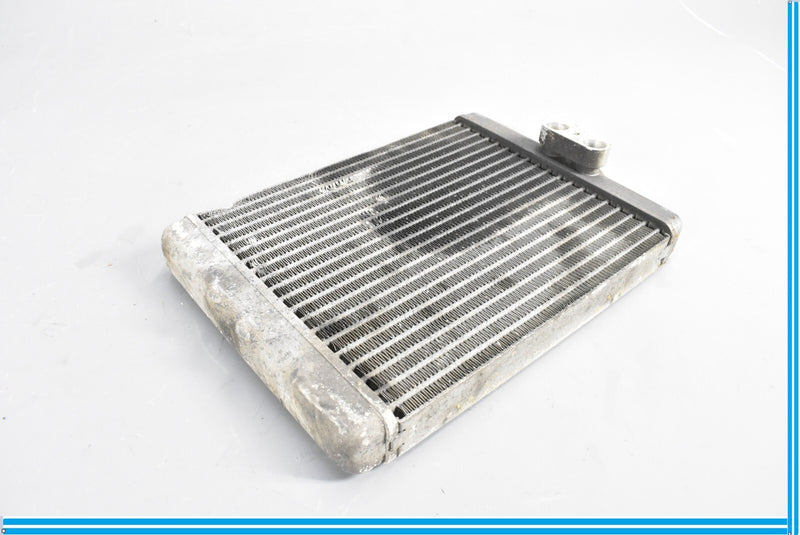 Load image into Gallery viewer, 07-13 BMW X5 E70 Ac A/c Air Conditioning Condenser Radiator Oem
