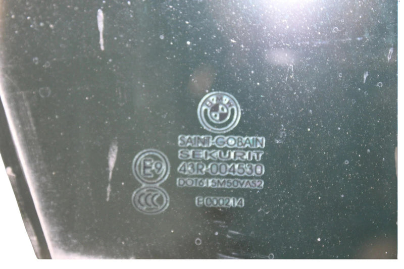 Load image into Gallery viewer, 07-13 BMW X5 X6 Front Right Passenger Side Door Window Auto Glass Panel OEM
