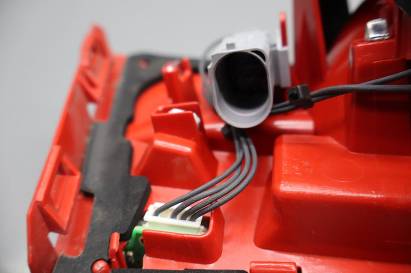 Load image into Gallery viewer, 12-15 Audi A6 A6 Quattro Rear Right Passenger Side Inner Tail Light Lamp Oem
