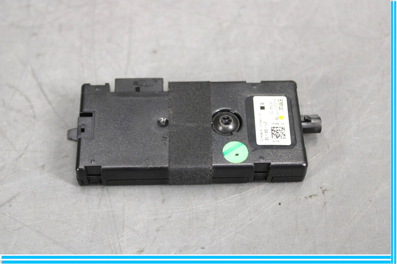 Load image into Gallery viewer, 12-18 BMW 320i 328i F30 Trap Circuit Antenna AMP Amplifier Control Module Oem
