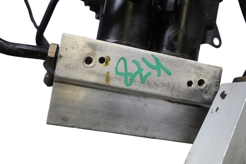 Load image into Gallery viewer, 03-06 Mercedes R230 SL500 SL600 Front Hydraulic Suspension Valve Block Oem

