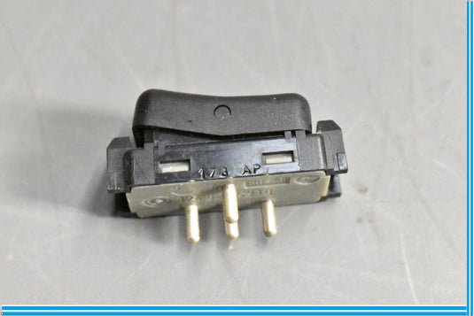 86-95 Mercedes E320 300CE 300E W124 Rear Seat Folding Power Switch Button Oem