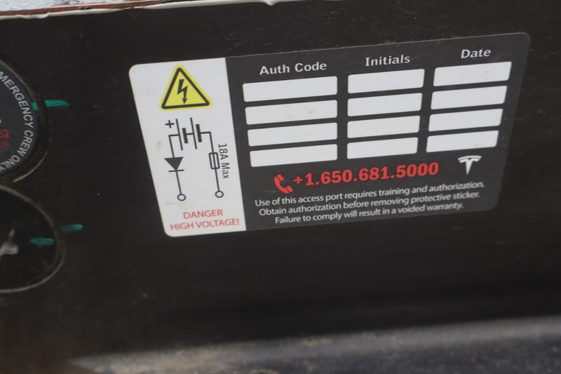 Load image into Gallery viewer, 14-17 Mercedes B Electric Drive W246 High Voltage HV Battery 1024200-00-F Oem
